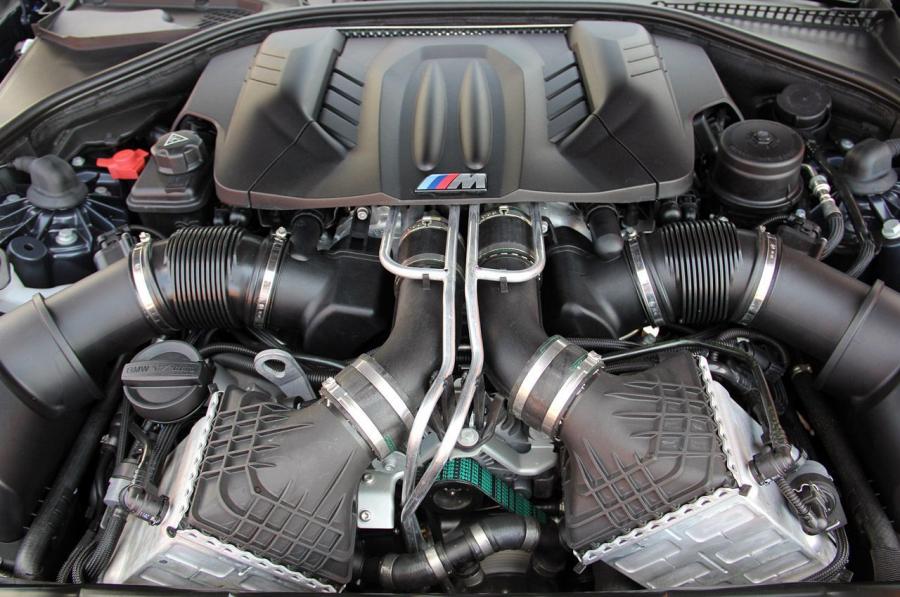  BMW M5 2012 года  (фото 99 из 319)